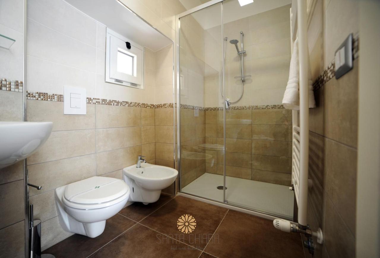 B&B Dimora Santa Chiara Altamura Bagian luar foto